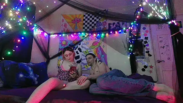 Snapshot of NovaLove2002 chatting on February 20, 2025, 5:44 am NovaLove2002 online show from February 20, 2025, 5:44 am