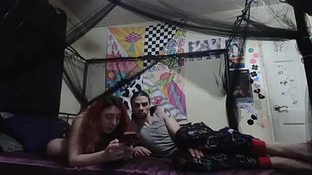 Snapshot of NovaLove2002 chatting on February 24, 2025, 4:05 am NovaLove2002 online show from February 24, 2025, 4:05 am