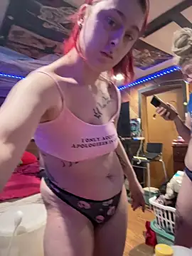 Snapshot of NovaLove2002 chatting on March 3, 2025, 3:41 am NovaLove2002 online show from March 3, 2025, 3:41 am