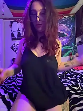 NovaLove2002 online show from May 24, 2026, 5:01 am