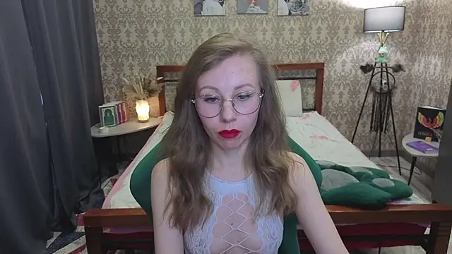 Lill Mary online show from April 7, 2026, 2:56 am