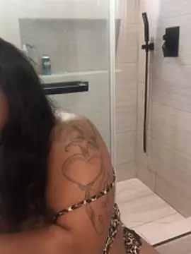 NovaDivine3000 online show from February 25, 2026, 12:31 am