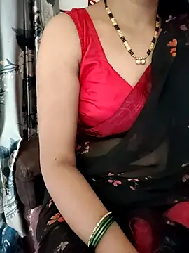 anuradha1432 online show from February 26, 2026, 9:19 am