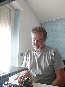 Marcolino183 online show from May 26, 2026, 12:56 pm