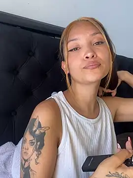 baby lizy online show from December 20, 2024, 7:28 pm