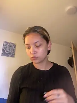 baby lizy online show from October 27, 2025, 8:46 pm