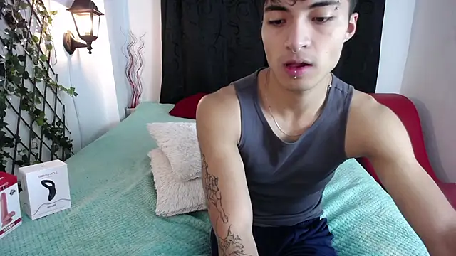 Snapshot of dylan_fun18 chatting on December 30, 2024, 3:57 pm dylan fun18 online show from December 30, 2024, 3:57 pm