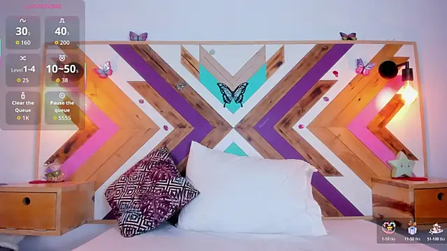 Katia Wilson online show from November 25, 2025, 8:09 pm