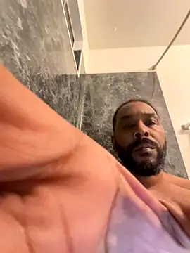 bigdinca online show from September 19, 2025, 2:07 pm