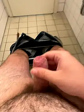 Snapshot of BigAssChubby chatting on November 4, 2025, 10:47 am BigAssChubby online show from November 4, 2025, 10:47 am