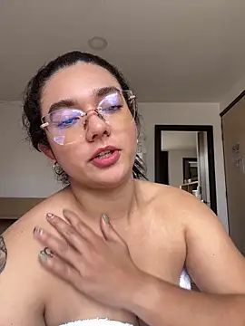 camianddanna online show from March 28, 2026, 3:44 pm