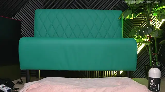 home horny eva online show from February 19, 2025, 11:25 pm