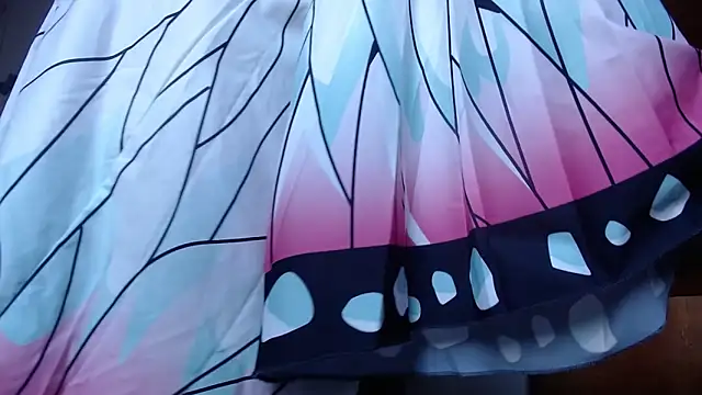 calioppe01 online show from November 22, 2025, 12:59 pm