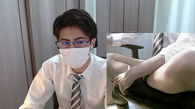 Snapshot of ryota_kkk chatting on September 25, 2025, 2:10 pm ryota kkk online show from September 25, 2025, 2:10 pm