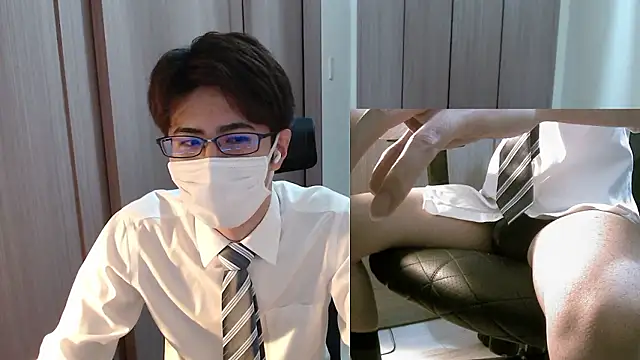 Snapshot of ryota_kkk chatting on September 30, 2025, 10:53 am ryota kkk online show from September 30, 2025, 10:53 am