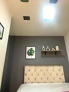 Soe Lara online show from December 5, 2025, 11:30 am