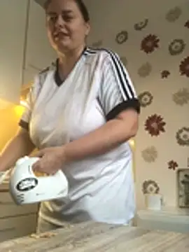 Snapshot of Meliss_Official9 chatting on January 16, 2026, 10:19 am Meliss Official9 online show from January 16, 2026, 10:19 am