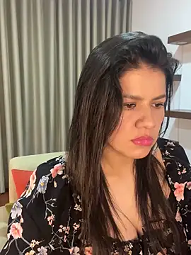 Alice Biel online show from January 28, 2025, 9:50 pm