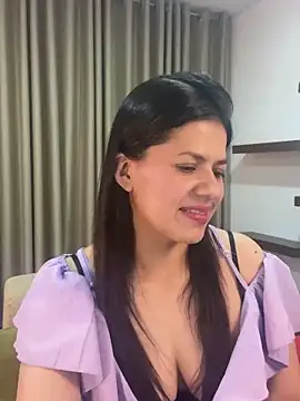 Alice Biel online show from March 22, 2025, 1:54 am