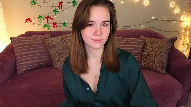 Snapshot of LindaRobertz chatting on January 2, 2025, 2:11 am LindaRobertz online show from January 2, 2025, 2:11 am