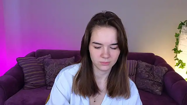 Snapshot of LindaRobertz chatting on January 24, 2025, 9:06 am LindaRobertz online show from January 24, 2025, 9:06 am