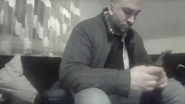 Snapshot of NewyorkDimi chatting on December 27, 2024, 7:35 pm NewyorkDimi online show from December 27, 2024, 7:35 pm