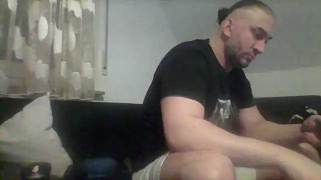 Snapshot of NewyorkDimi chatting on December 28, 2024, 3:15 am NewyorkDimi online show from December 28, 2024, 3:15 am