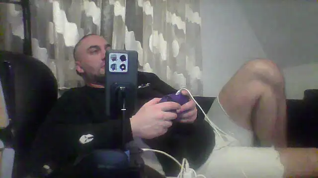 Snapshot of NewyorkDimi chatting on December 29, 2024, 5:42 am NewyorkDimi online show from December 29, 2024, 5:42 am