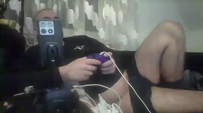 Snapshot of NewyorkDimi chatting on January 4, 2025, 4:12 am NewyorkDimi online show from January 4, 2025, 4:12 am