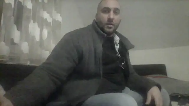 Snapshot of NewyorkDimi chatting on January 4, 2025, 9:41 pm NewyorkDimi online show from January 4, 2025, 9:41 pm