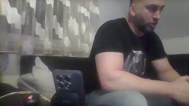 Snapshot of NewyorkDimi chatting on January 6, 2025, 9:54 pm NewyorkDimi online show from January 6, 2025, 9:54 pm