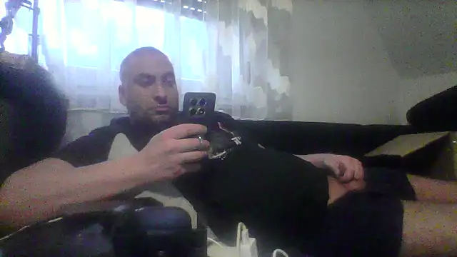 Snapshot of NewyorkDimi chatting on January 11, 2025, 7:28 am NewyorkDimi online show from January 11, 2025, 7:28 am