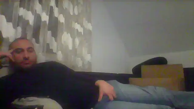 Snapshot of NewyorkDimi chatting on January 17, 2025, 5:00 am NewyorkDimi online show from January 17, 2025, 5:00 am