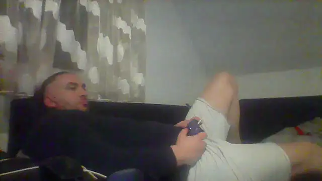 Snapshot of NewyorkDimi chatting on February 8, 2025, 4:57 am NewyorkDimi online show from February 8, 2025, 4:57 am