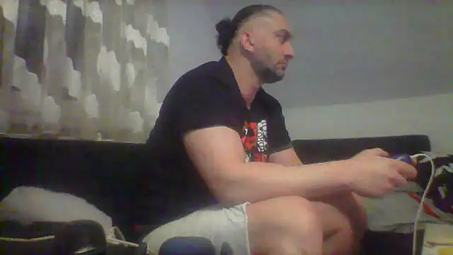 Snapshot of NewyorkDimi chatting on February 12, 2025, 2:56 am NewyorkDimi online show from February 12, 2025, 2:56 am