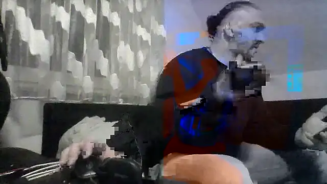 Snapshot of NewyorkDimi chatting on February 24, 2025, 12:09 am NewyorkDimi online show from February 24, 2025, 12:09 am