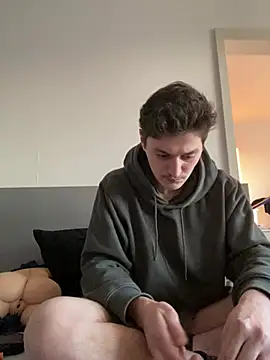 Snapshot of sunnyboy25 chatting on March 21, 2026, 5:16 pm sunnyboy25 online show from March 21, 2026, 5:16 pm