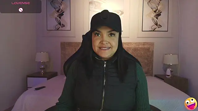 lyn adamns online show from January 3, 2025, 11:44 pm