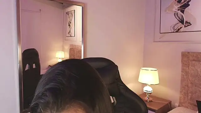 lyn adamns online show from January 24, 2025, 11:12 pm