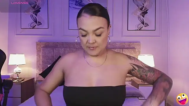 lyn adamns online show from March 20, 2025, 10:07 pm