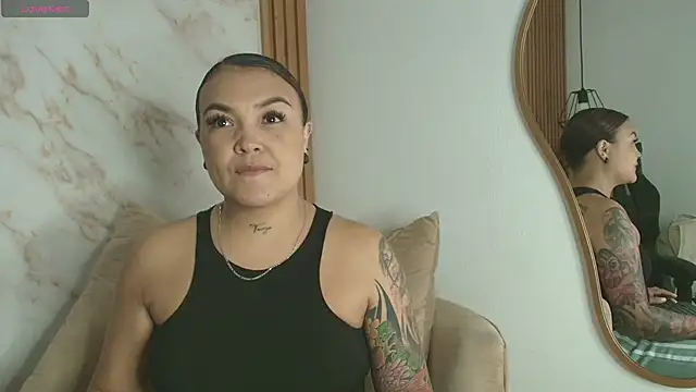 lyn adamns online show from October 8, 2025, 1:14 am