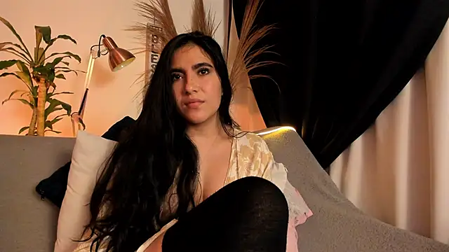 Snapshot of Serenity_Day chatting on February 6, 2026, 4:28 am Serenity Day online show from February 6, 2026, 4:28 am