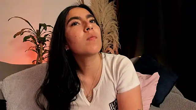 Snapshot of Serenity_Day chatting on February 20, 2026, 12:07 am Serenity Day online show from February 20, 2026, 12:07 am