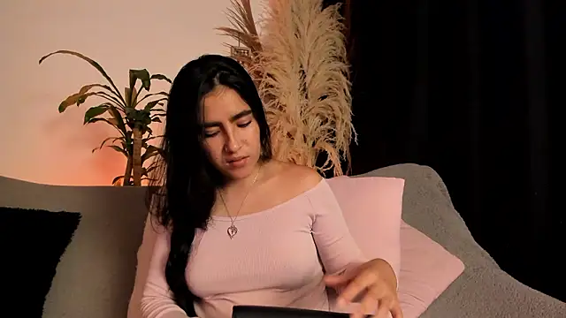 Snapshot of Serenity_Day chatting on February 25, 2026, 1:37 am Serenity Day online show from February 25, 2026, 1:37 am