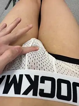 toooom845 online show from January 9, 2025, 11:25 am