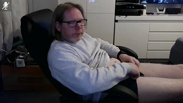 VSteph online show from April 10, 2026, 9:52 pm