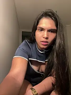 Snapshot of sc4ry_girl1 chatting on March 15, 2025, 5:30 am sc4ry girl1 online show from March 15, 2025, 5:30 am