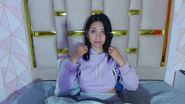 Snapshot of nina_carther chatting on February 4, 2026, 10:21 am nina carther online show from February 4, 2026, 10:21 am