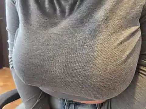 Snapshot of hannahcdmx chatting on September 17, 2025, 6:20 pm hannahcdmx online show from September 17, 2025, 6:20 pm