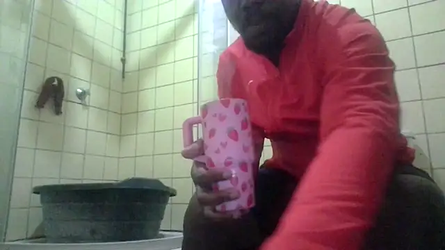 Snapshot of Polygamist chatting on April 24, 2026, 4:59 am Polygamist online show from April 24, 2026, 4:59 am